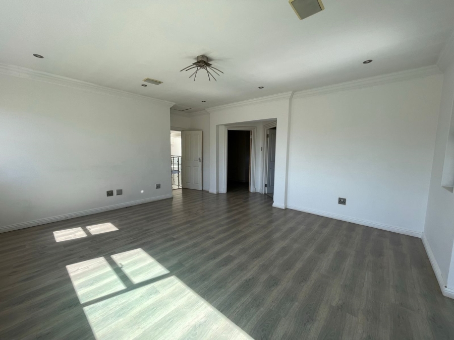 4 Bedroom Property for Sale in Birdwood Estate North West